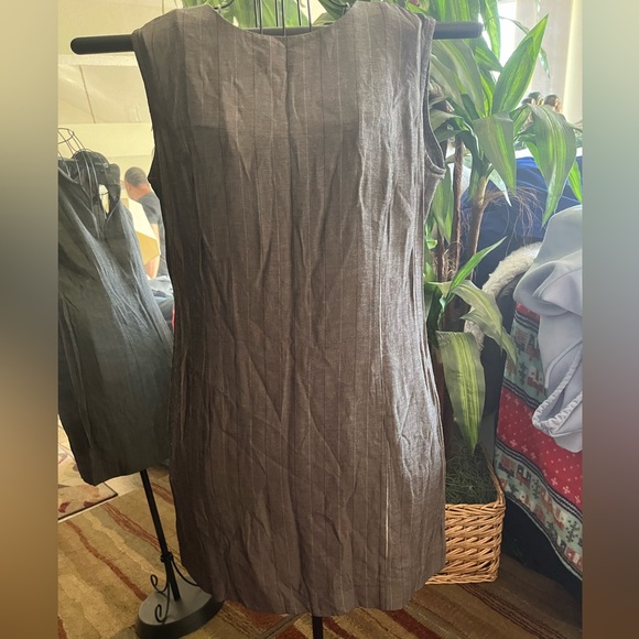 Pinstripe 2 piece dress with jacket - Picture 2 of 9